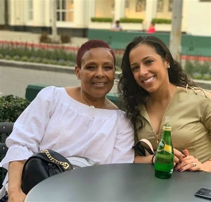 Unveiling The Influence: Samantha Lee Gibson's Mother